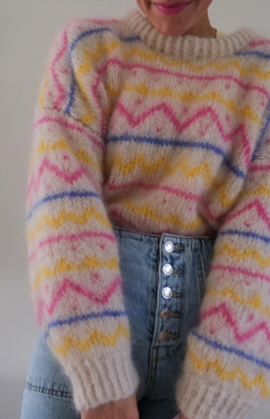 fluffy genser strikkeoppskrift