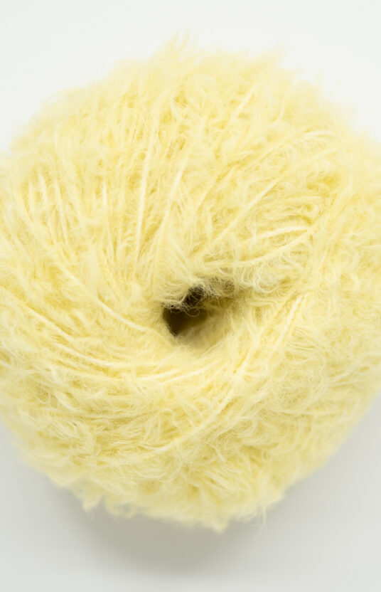 fluffy garn gul