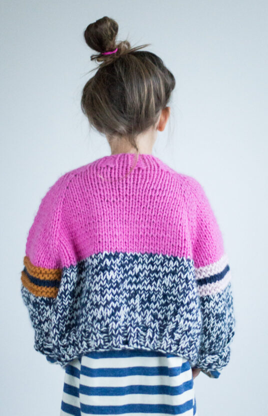 strikkeoppskrift jakke cardigan jente