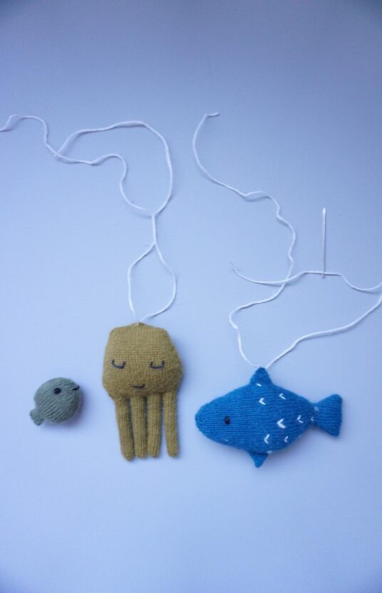 Knitting pattern toys