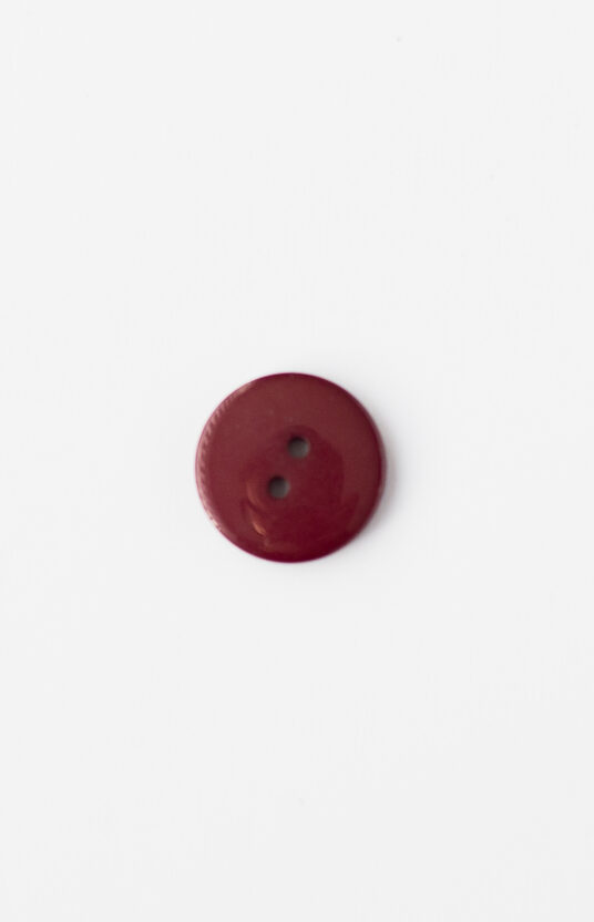 WINE RED PLASTIC BUTTON