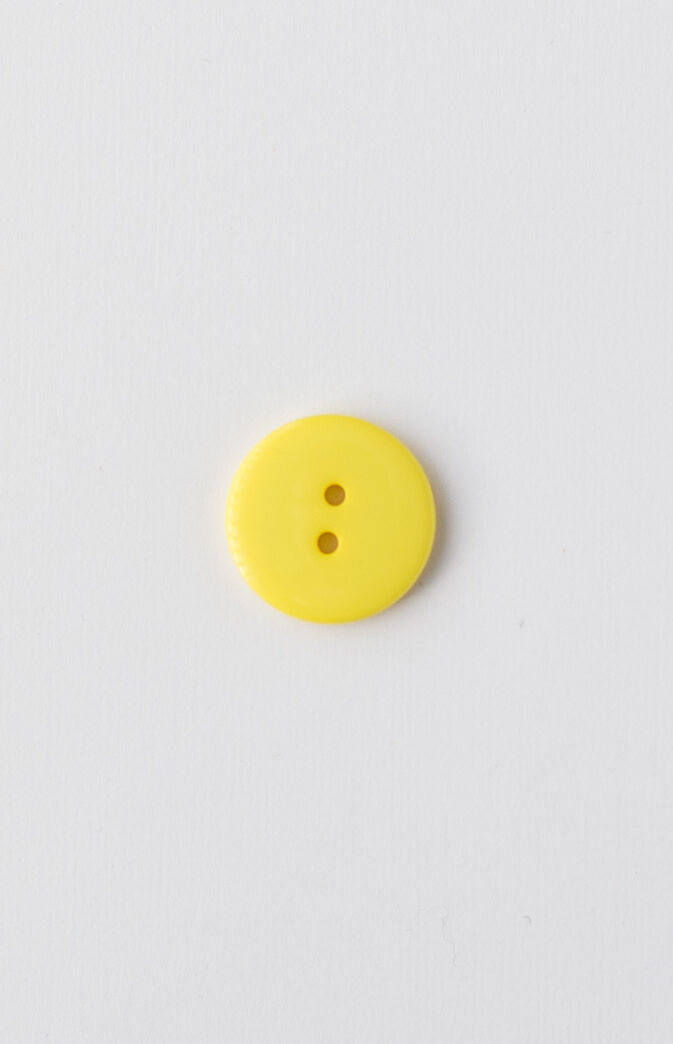 yellow plastc button 23 mm