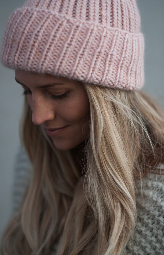 marshmallow beanie knitting kit