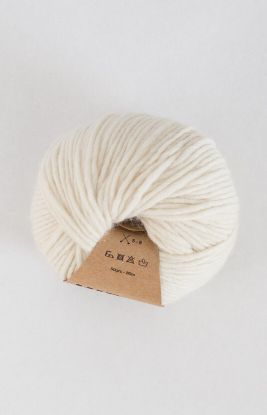 natural white wool yarn shop