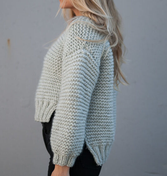 knitting pattern womens sweater easy