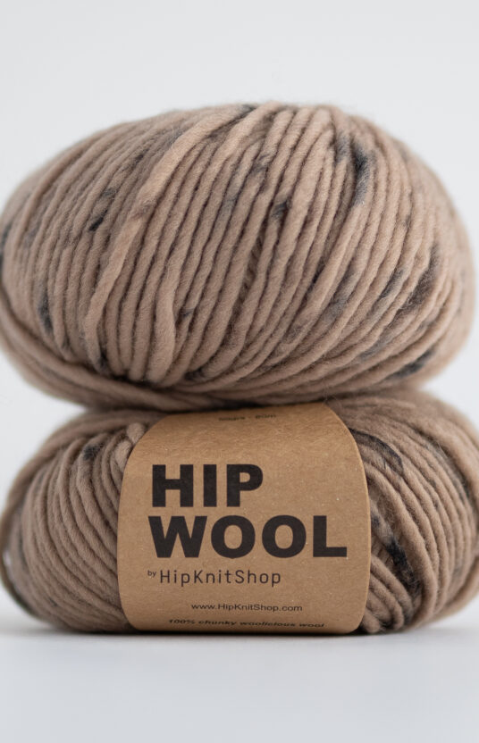 speckled yarn brown
