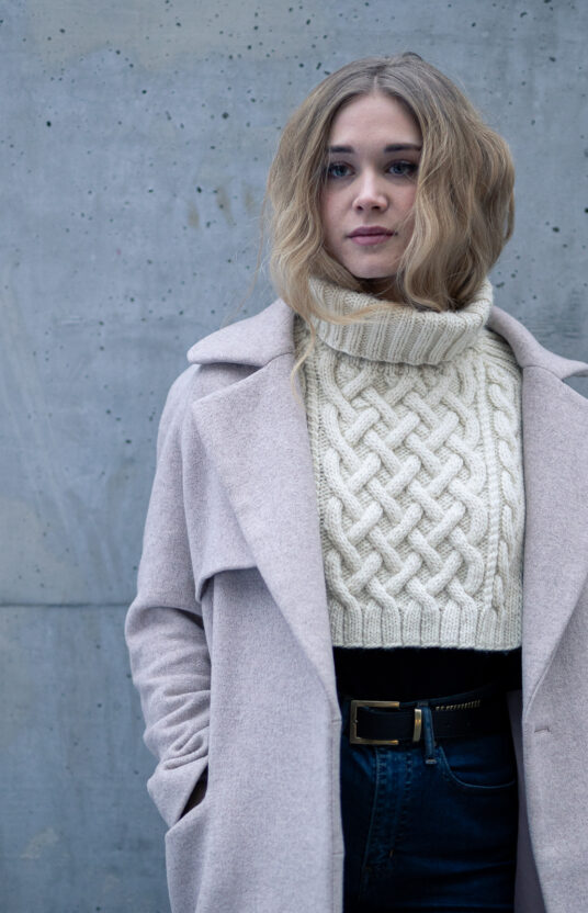 knitted neck cableknit