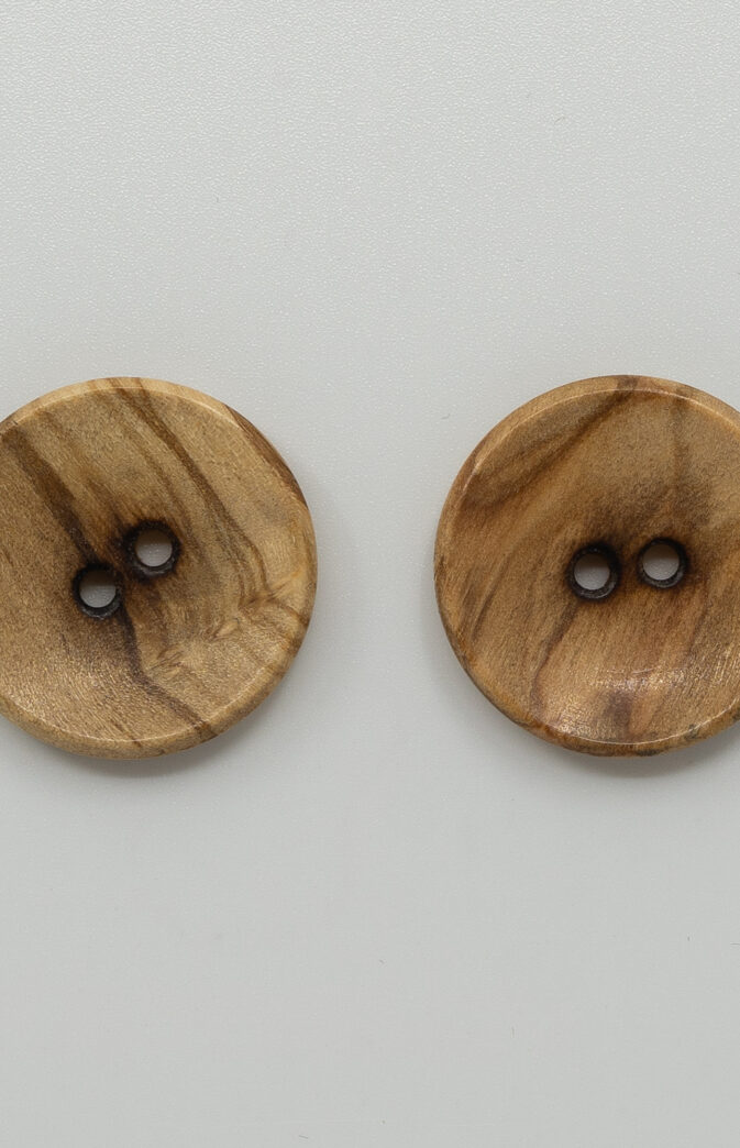 knit wood button
