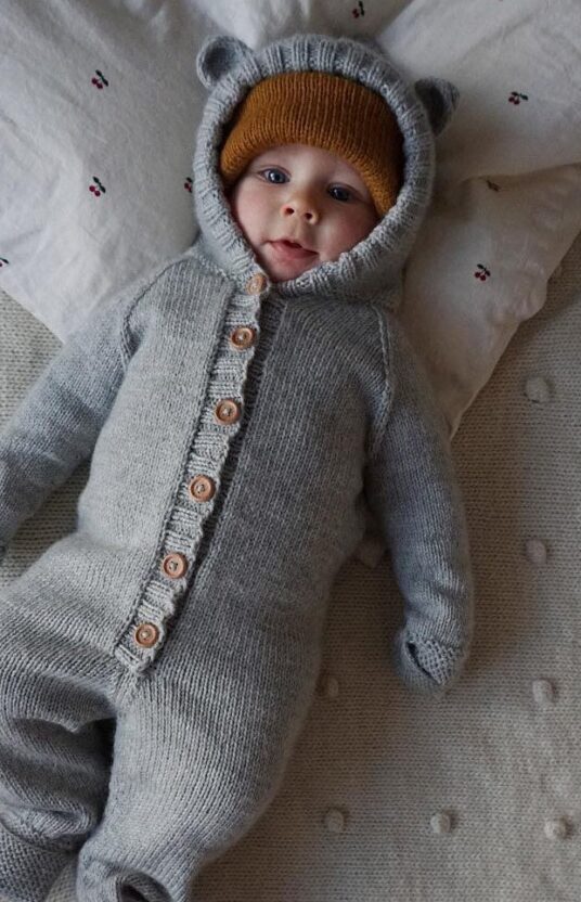 sovedress baby strikk