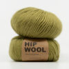 Website knitting patterns and yarn