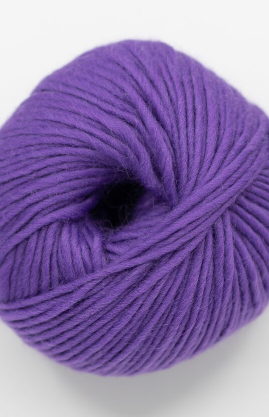 Purple yarn Hip wool