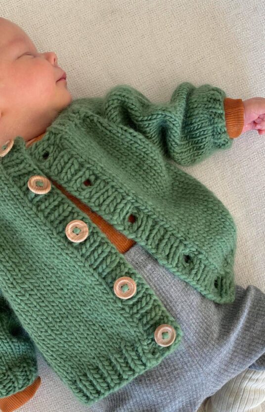 strikkejakke baby