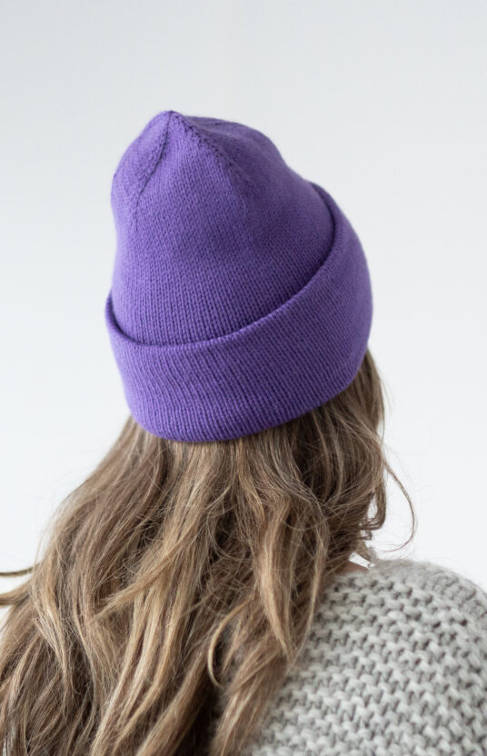beginner friendly knit beanie women