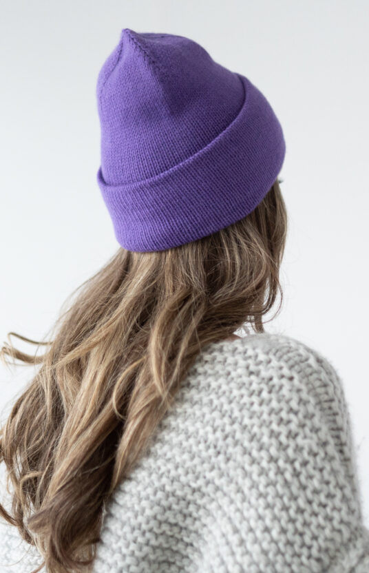 beginner friendly knit beanie women