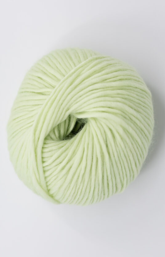 lys grønn garn ullgarn fargerikt garn hip wool nettbutikk strikk og garn
